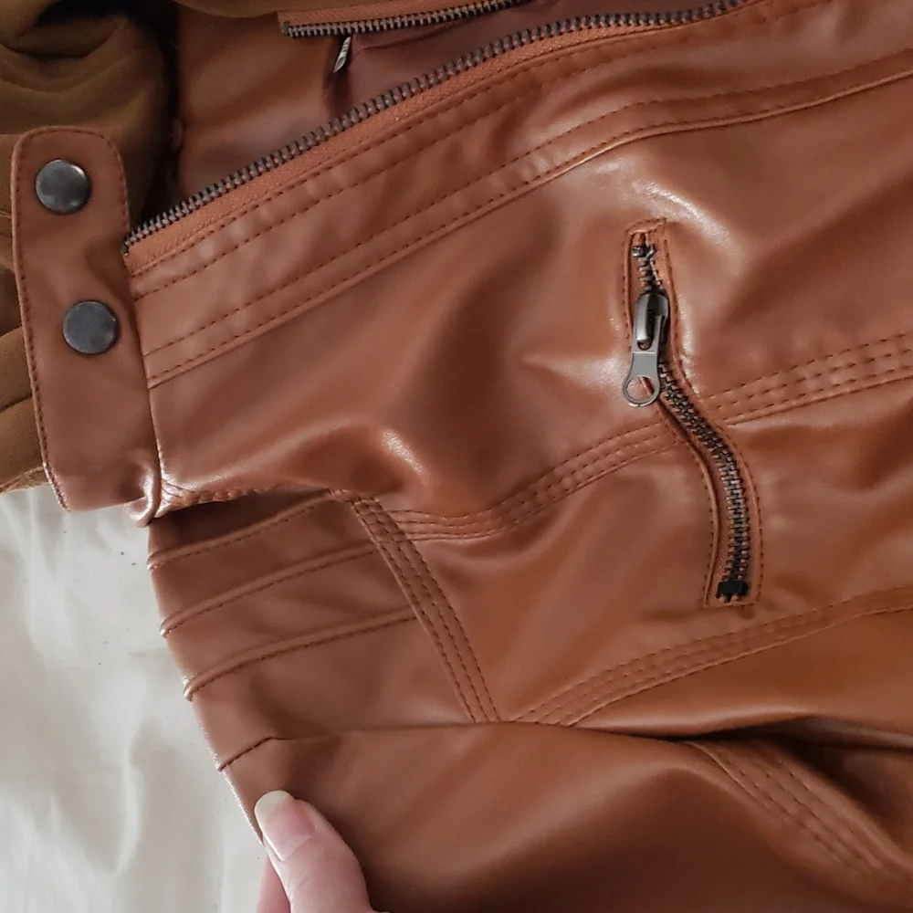 Jacket - Picture 3 of 10